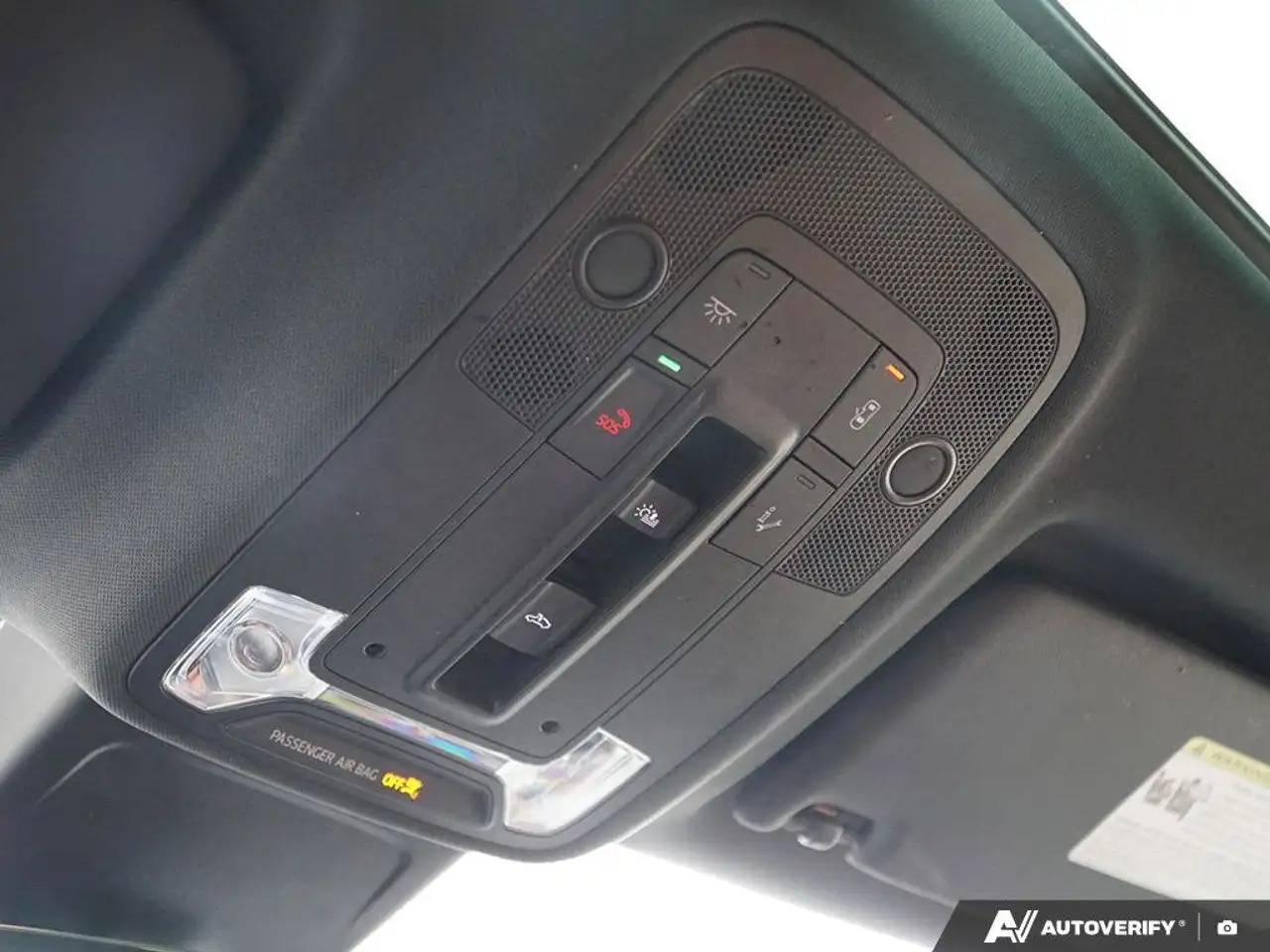Audi Q3 - Image 32
