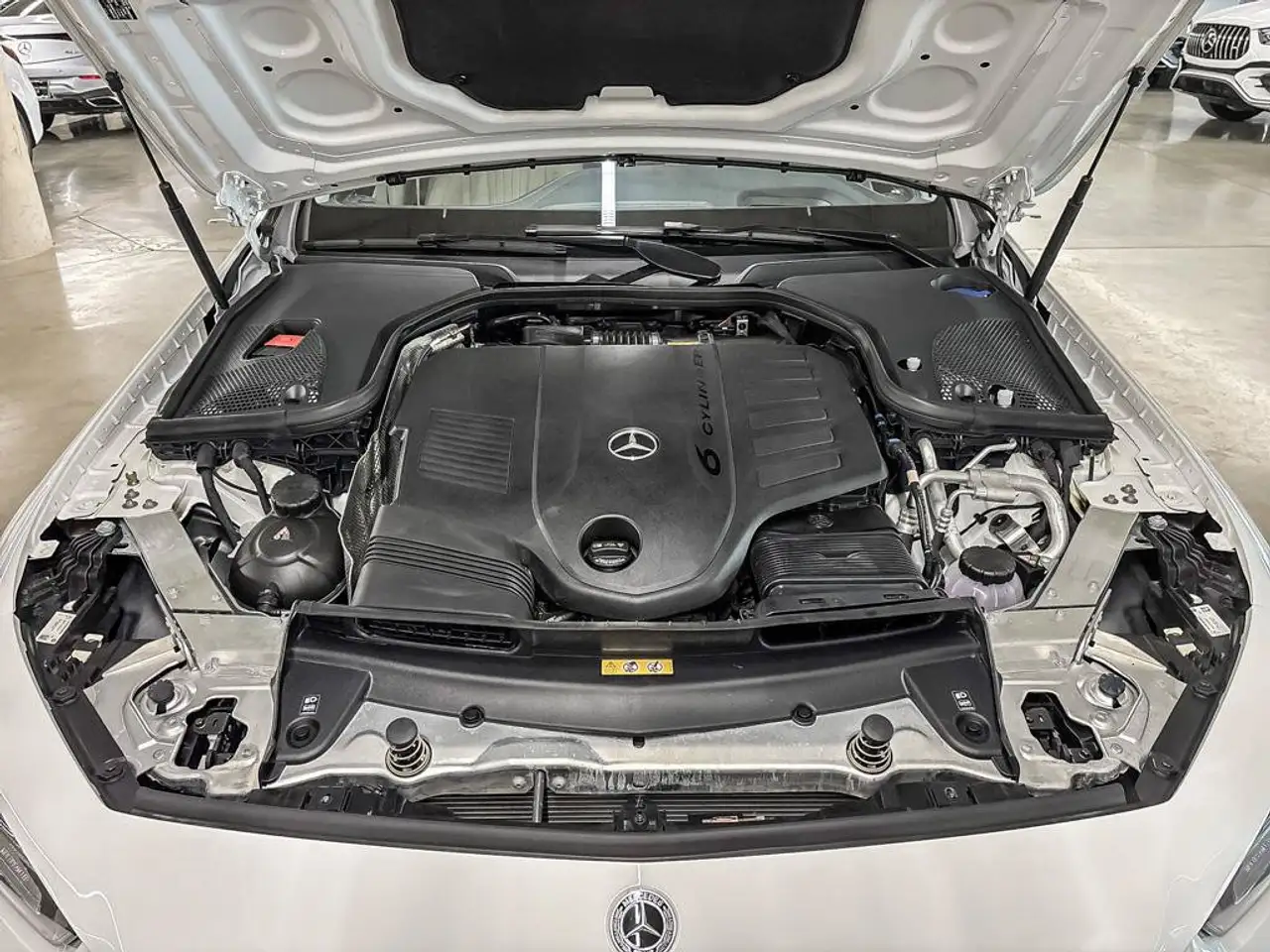 Mercedes-Benz CLS - Image 20