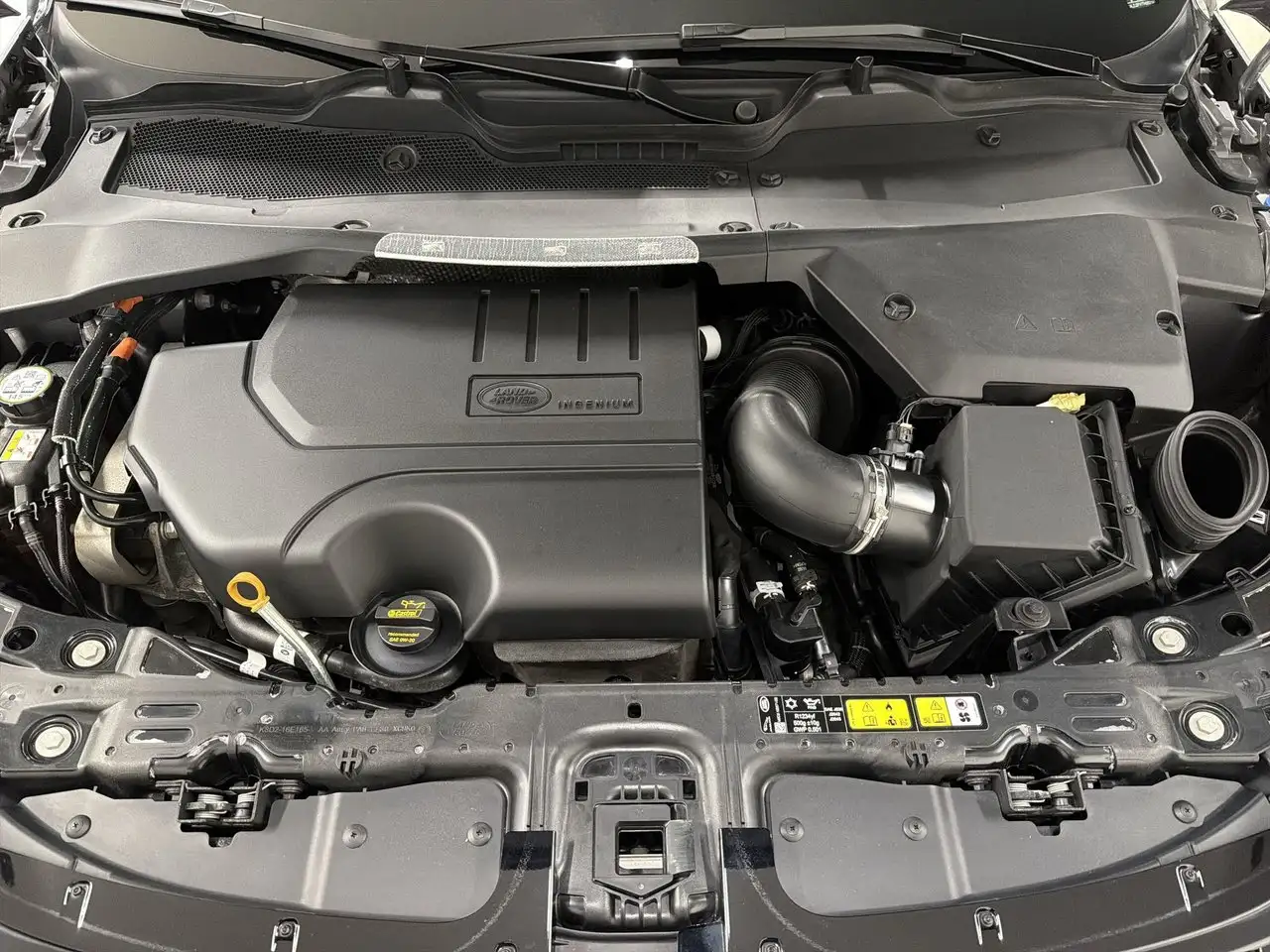 Land Rover Range Rover Evoque - Image 30