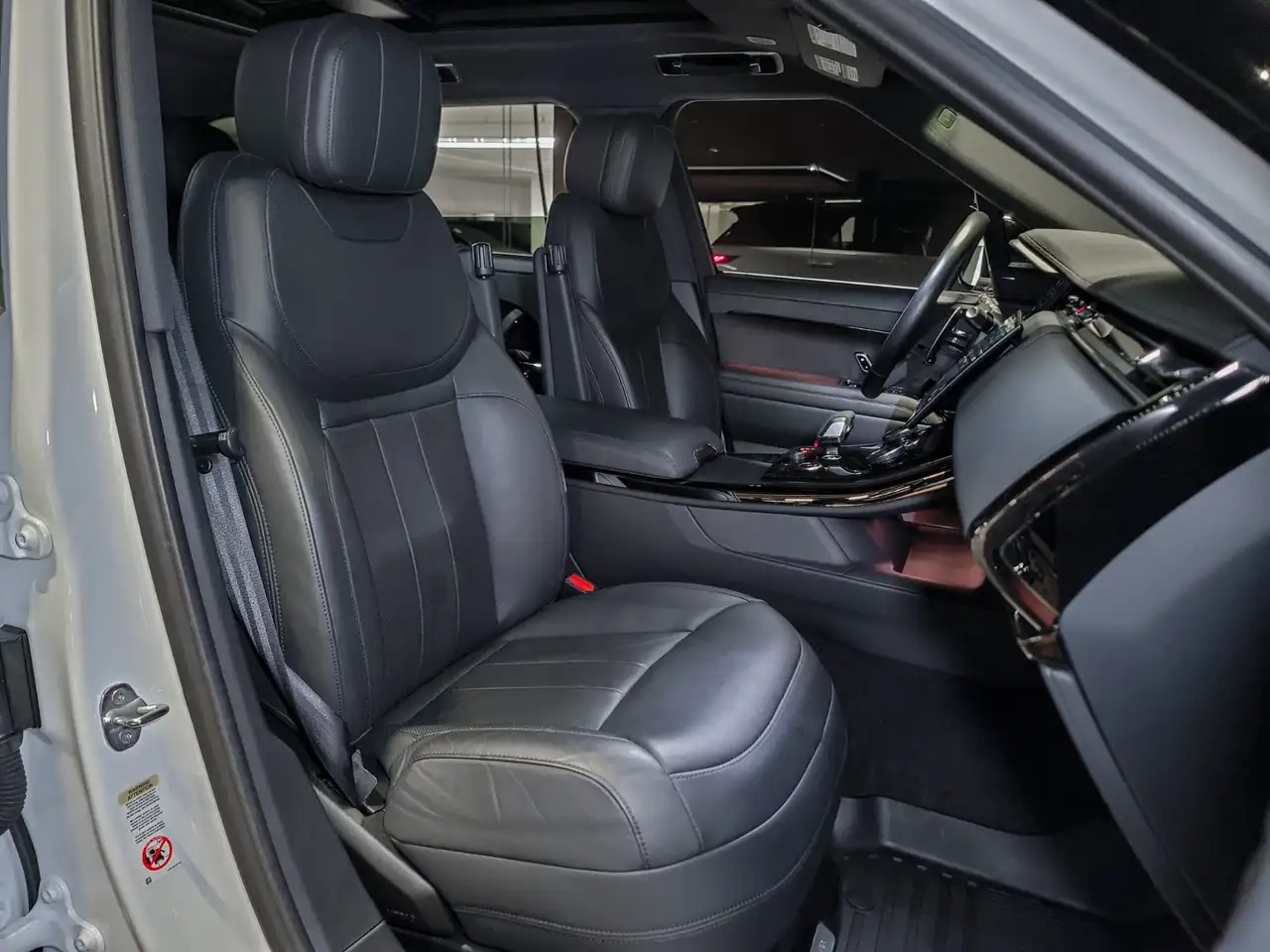 Land Rover Range Rover Sport - Image 19