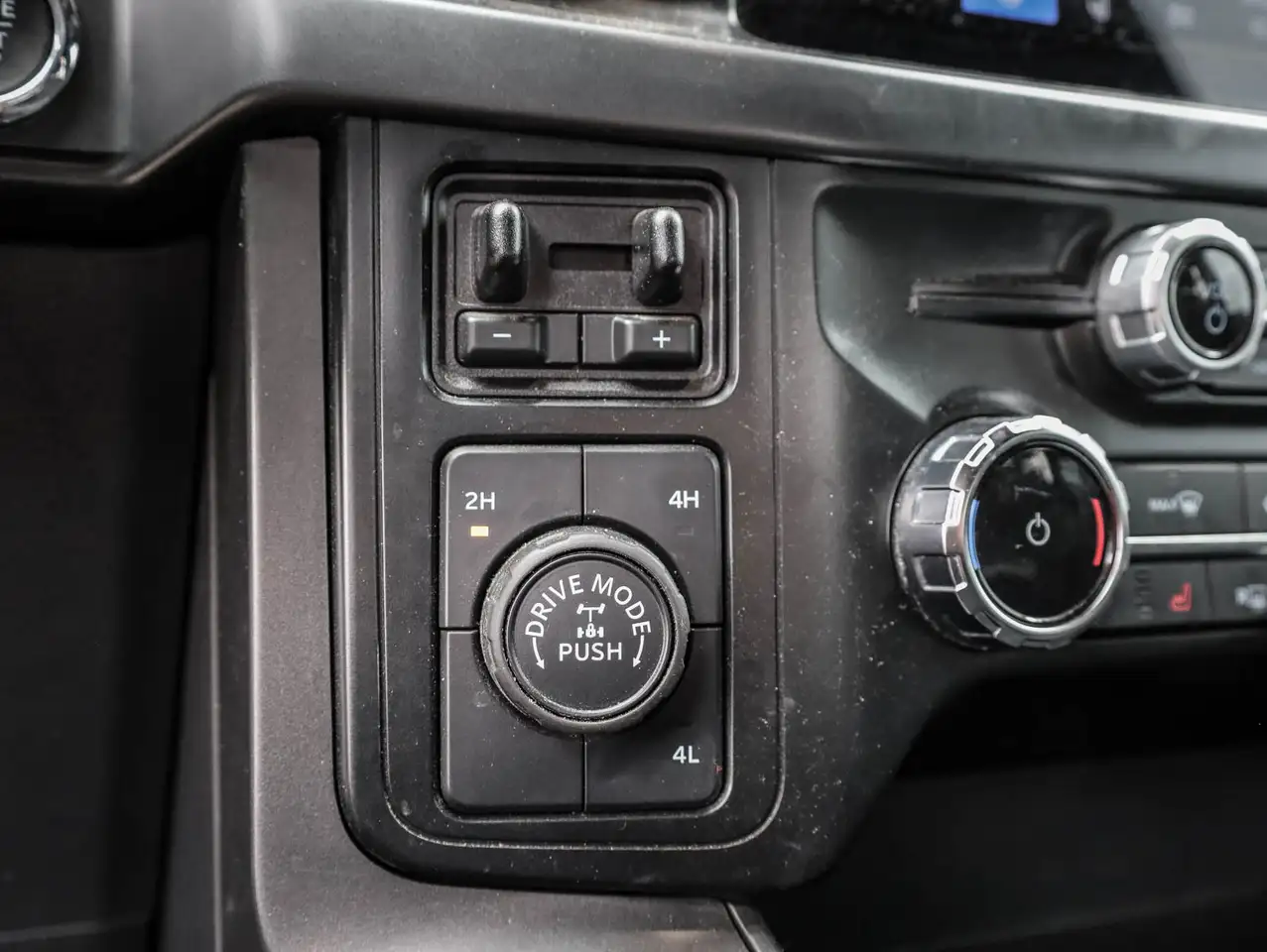 Ford F-150 - Image 16