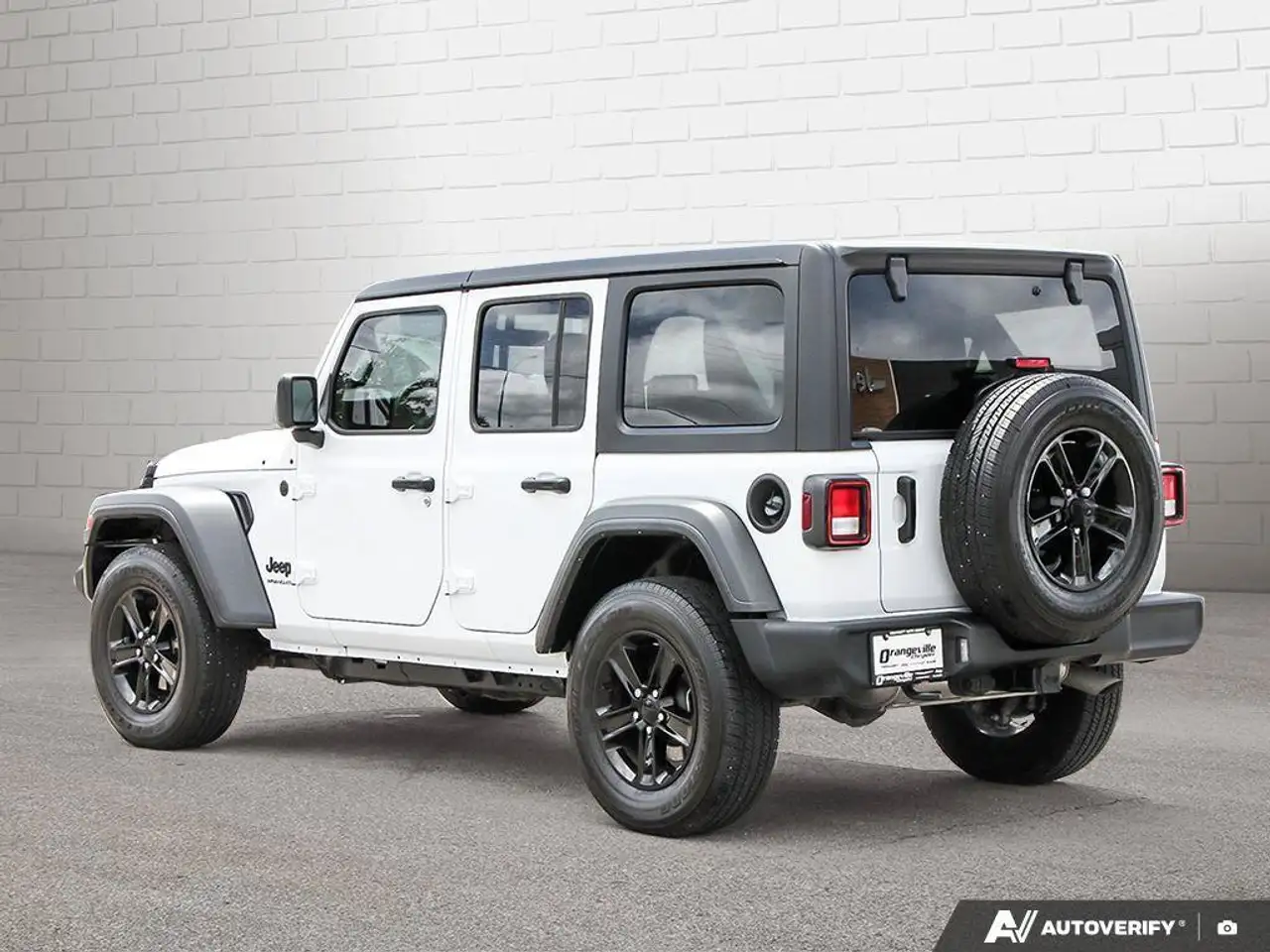 Jeep Wrangler - Image 4