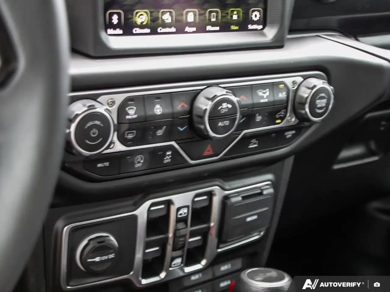 Jeep Wrangler - Image 20