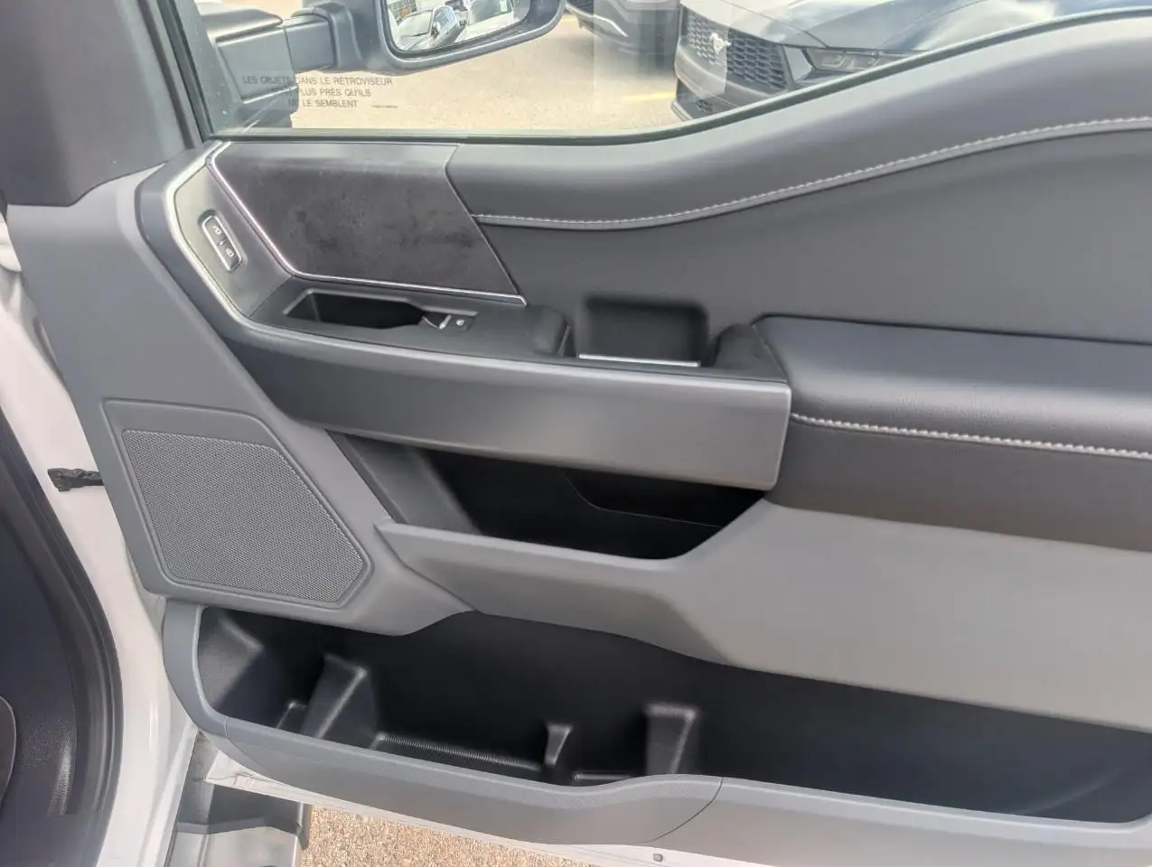 Ford F-150 - Image 11