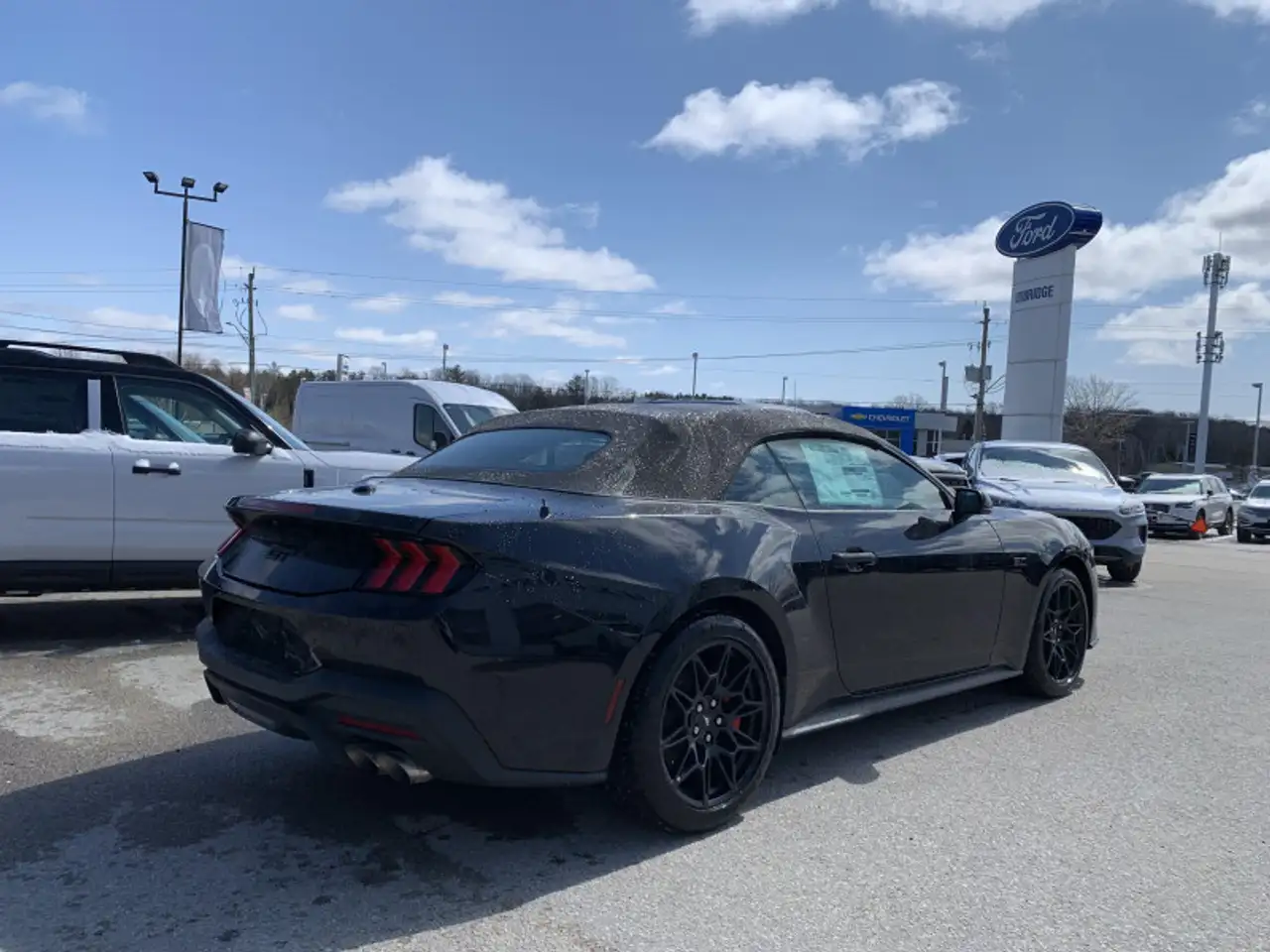 Ford Mustang - Image 5