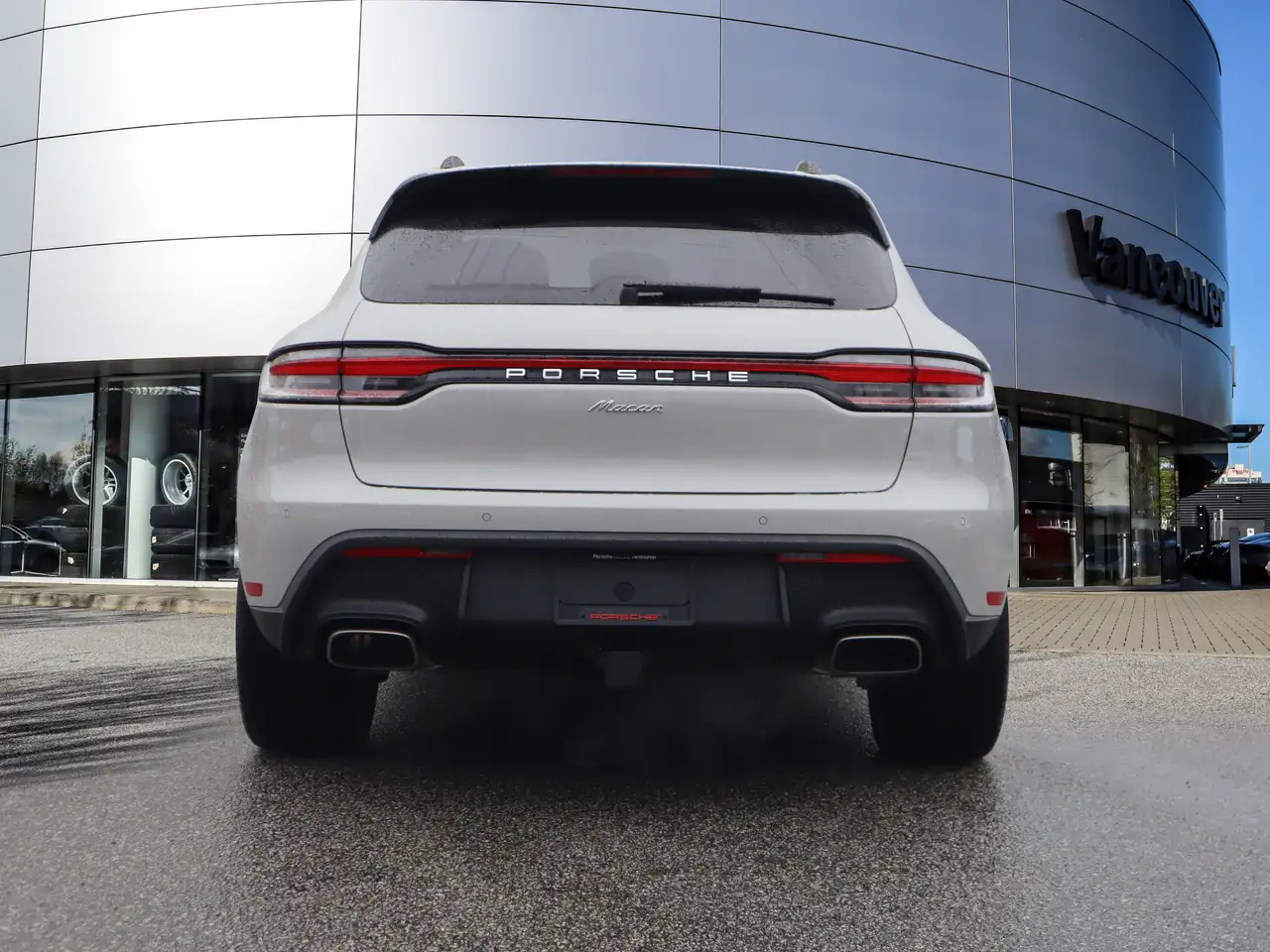 Porsche Macan - Image 4