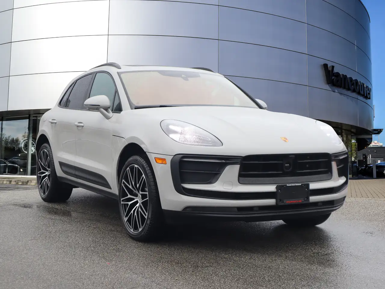 Porsche Macan - Image 7