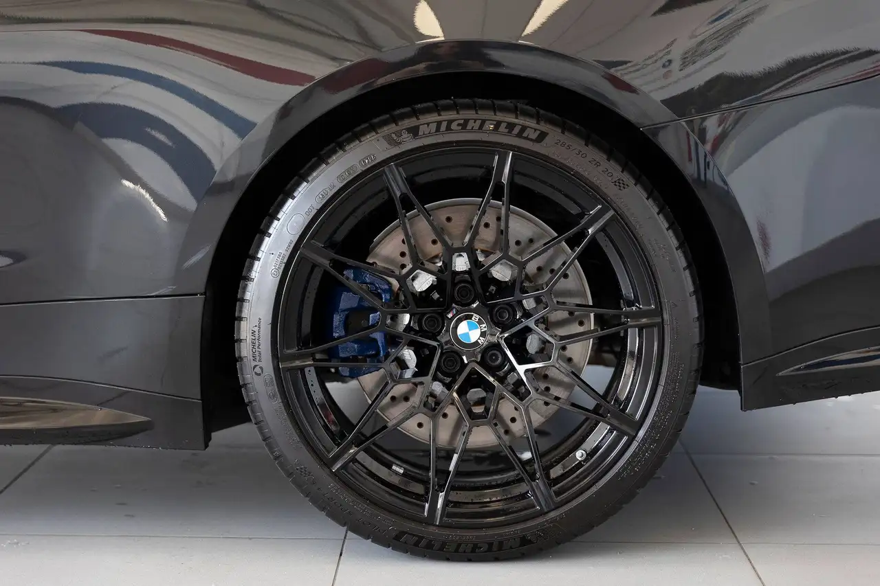 BMW M4 - Image 8