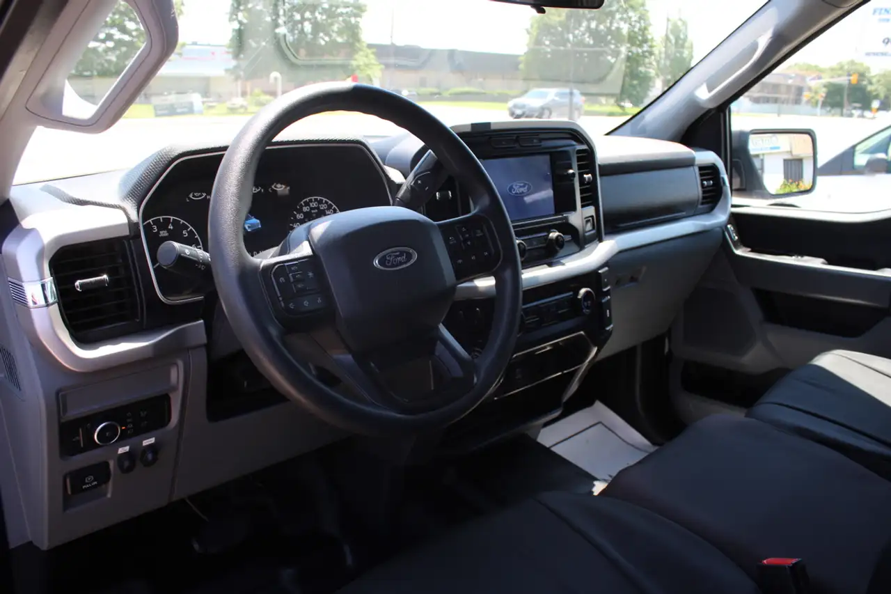 Ford F-150 - Image 17