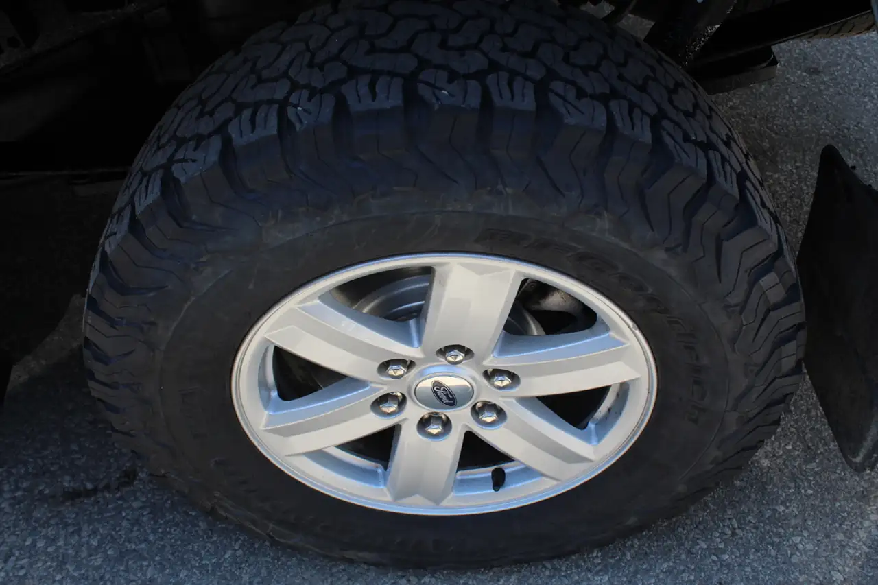 Ford F-150 - Image 14