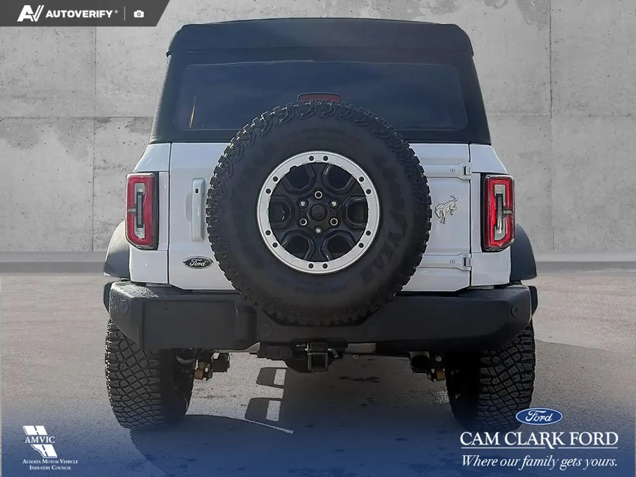 Ford Bronco - Image 5