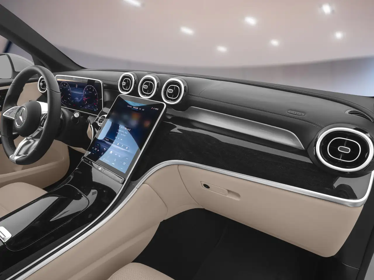 Mercedes-Benz GLC - Image 11