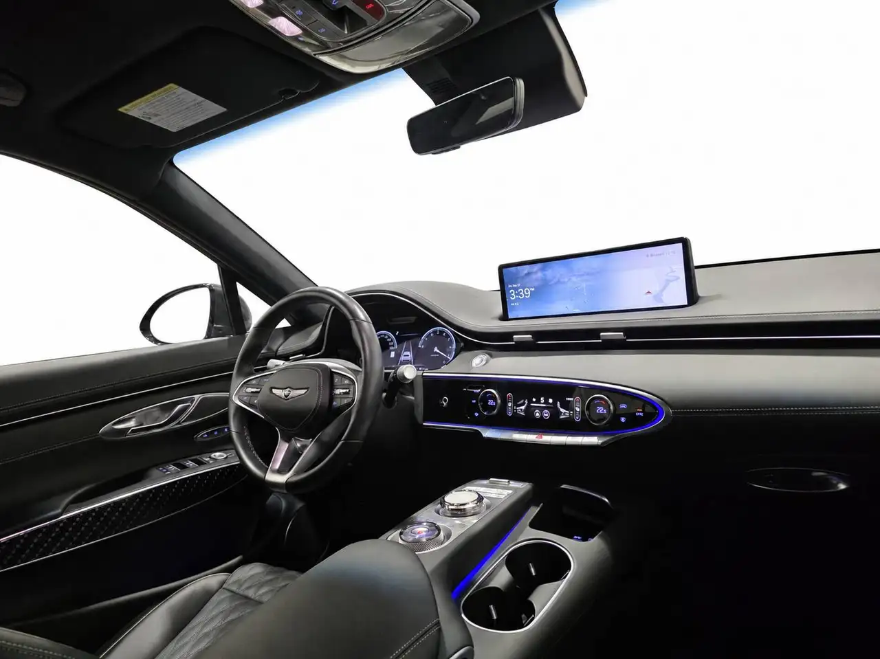 Genesis GV70 - Image 32