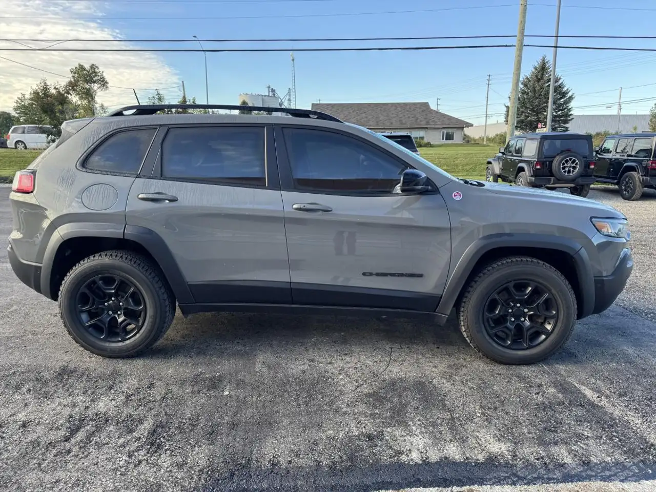 Jeep Cherokee - Image 6