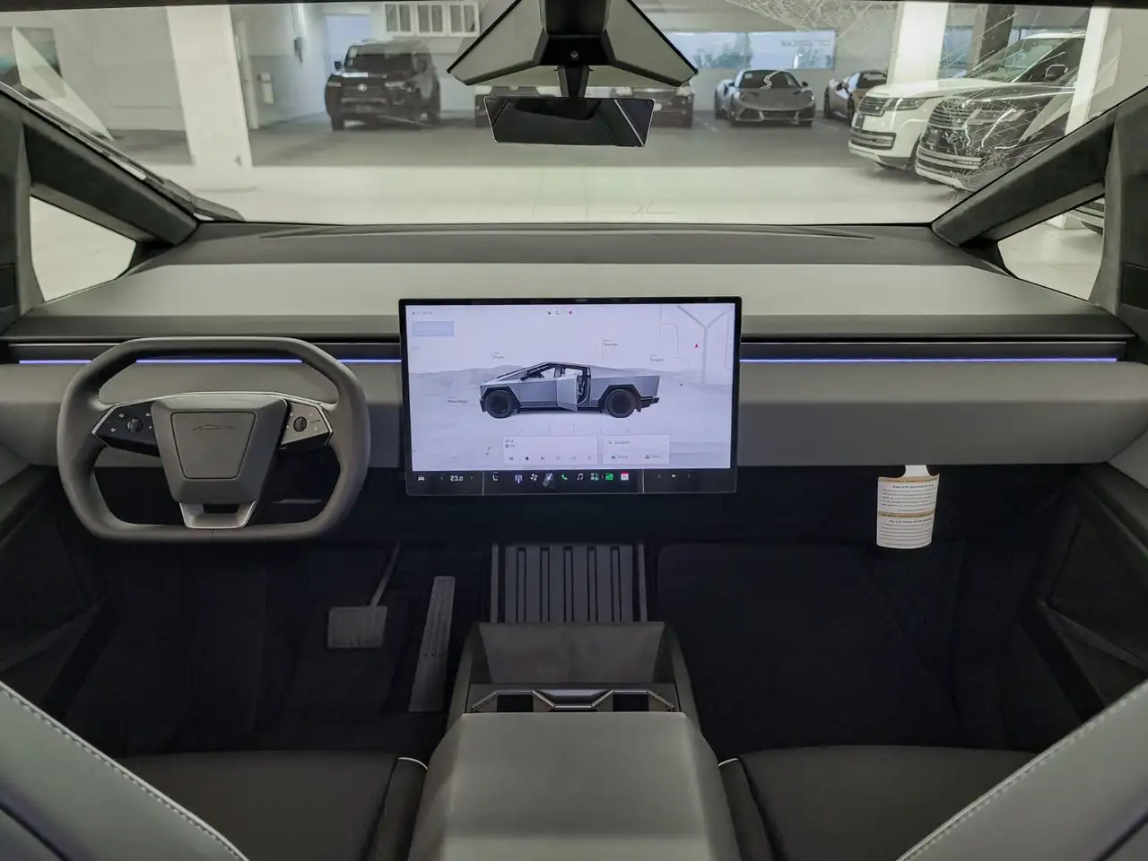 Tesla Cybertruck - Image 19