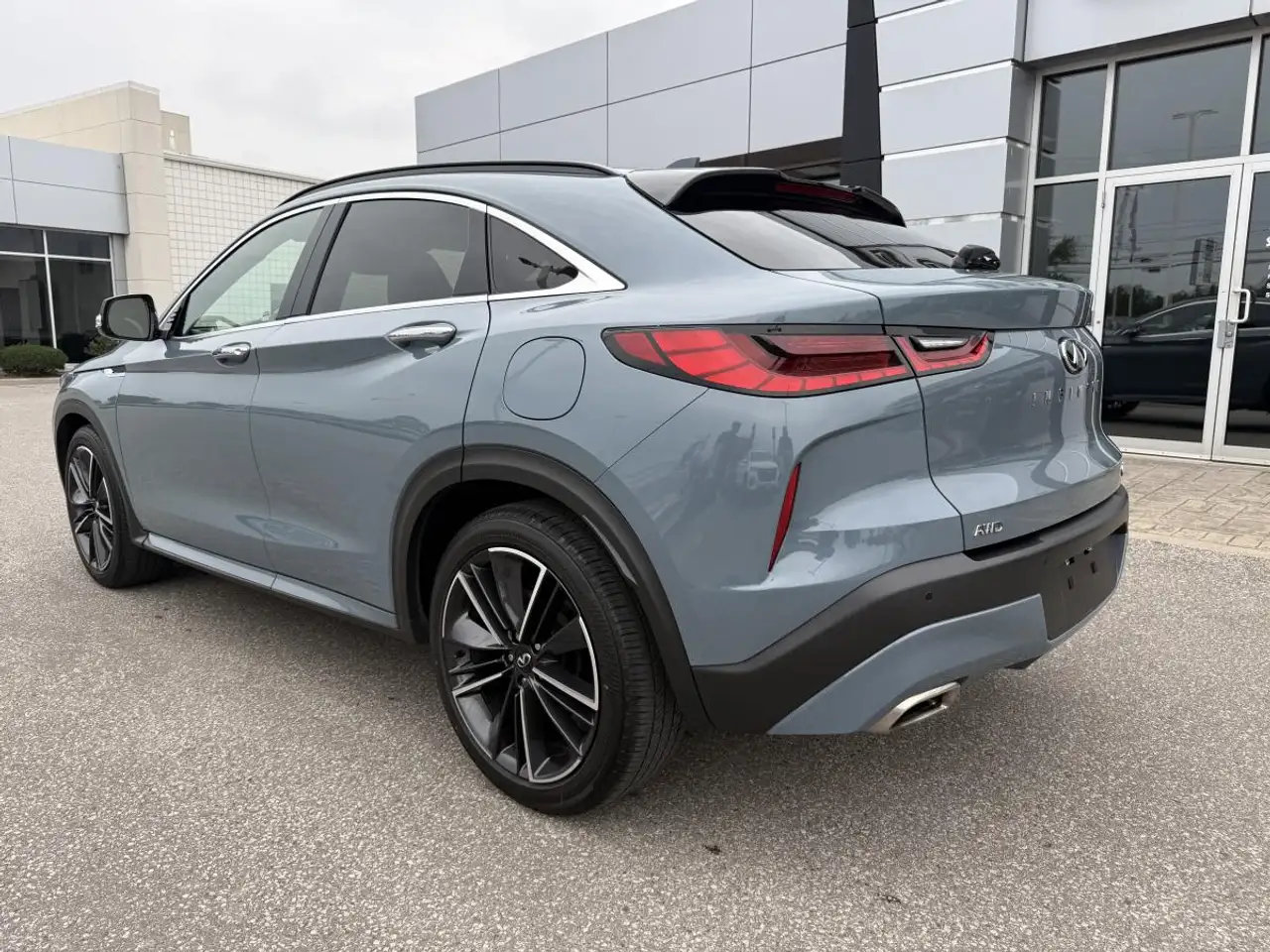Infiniti QX55 - Image 3
