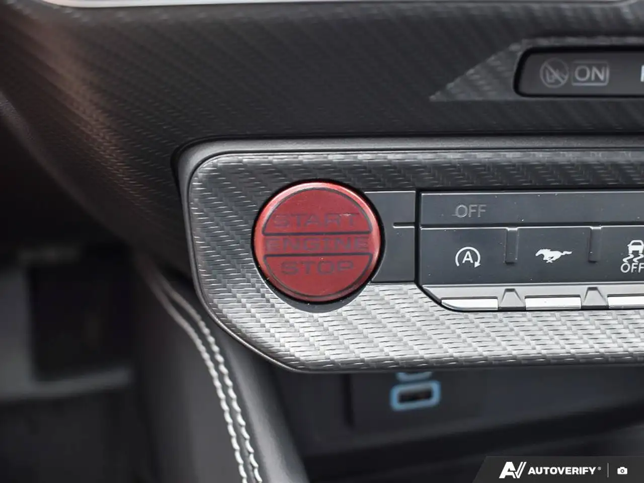 Ford Mustang - Image 29