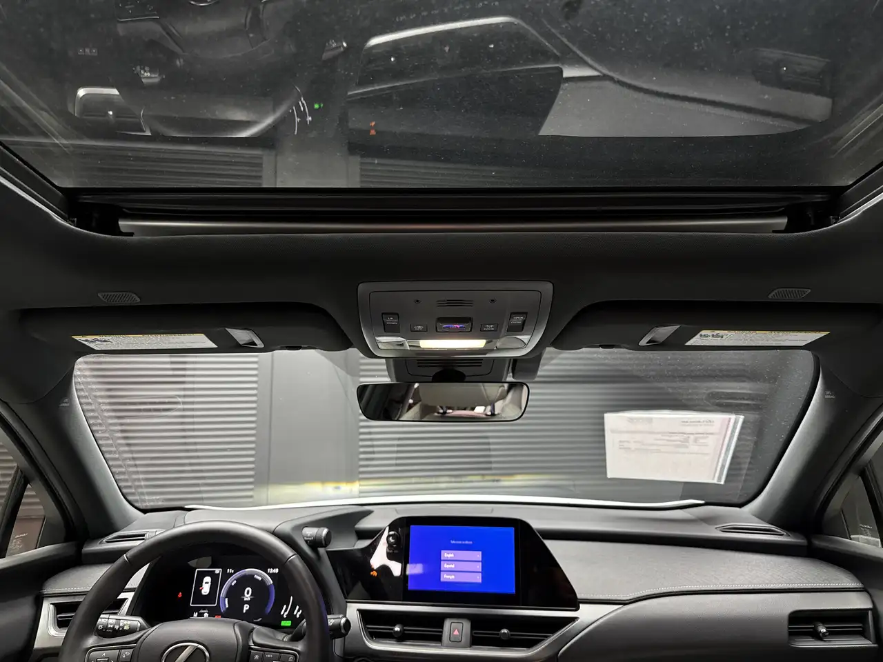 Lexus UX - Image 24