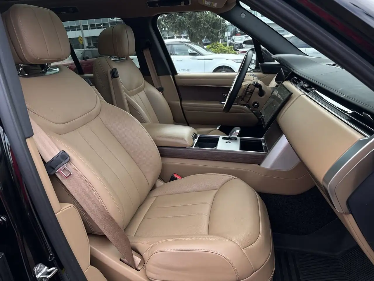 Land Rover Range Rover - Image 32