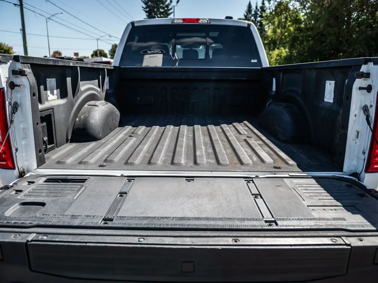 Ford F-150 - Image 11