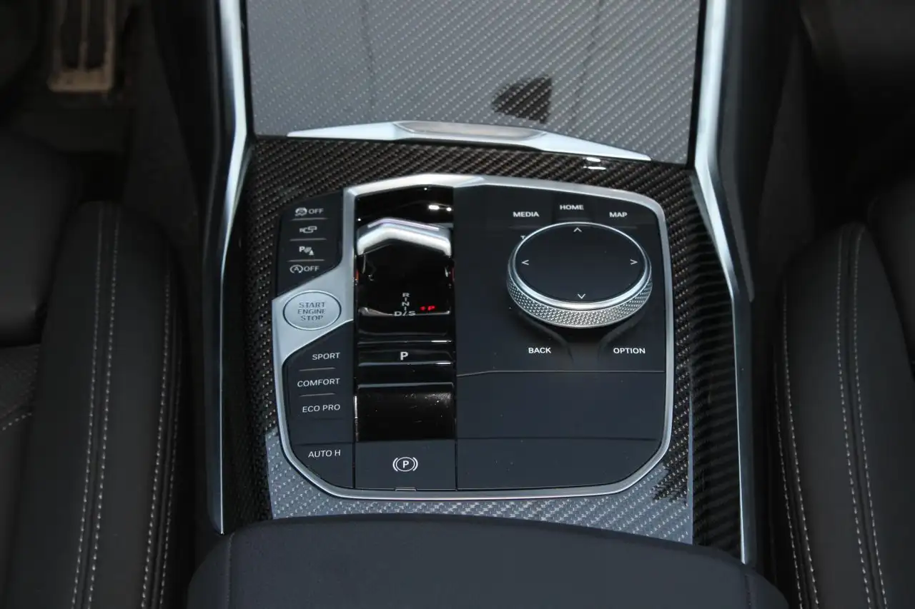 BMW 3 Series - Image 25