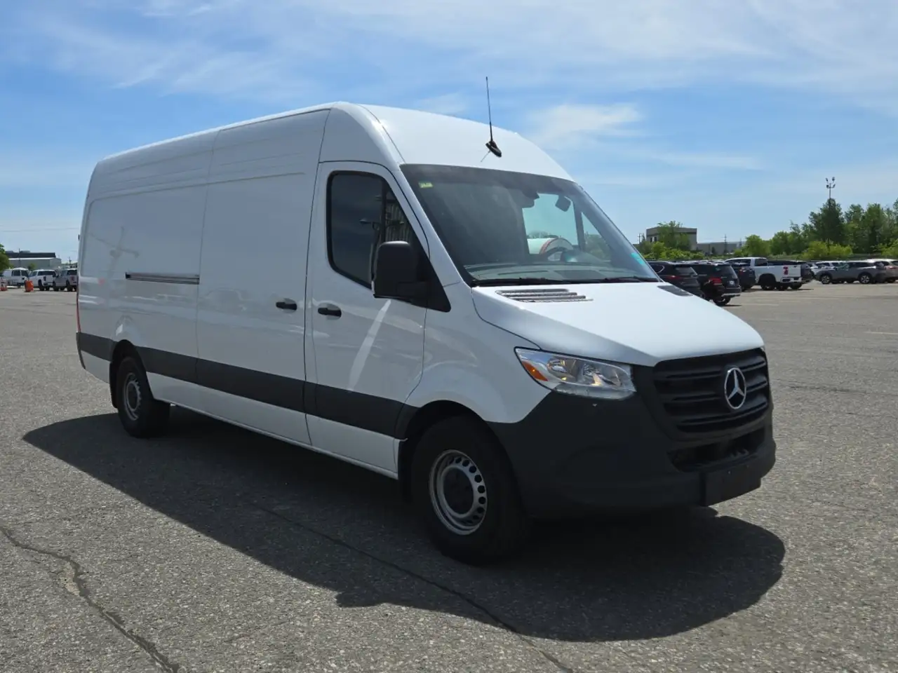 Mercedes-Benz Sprinter - Image 2
