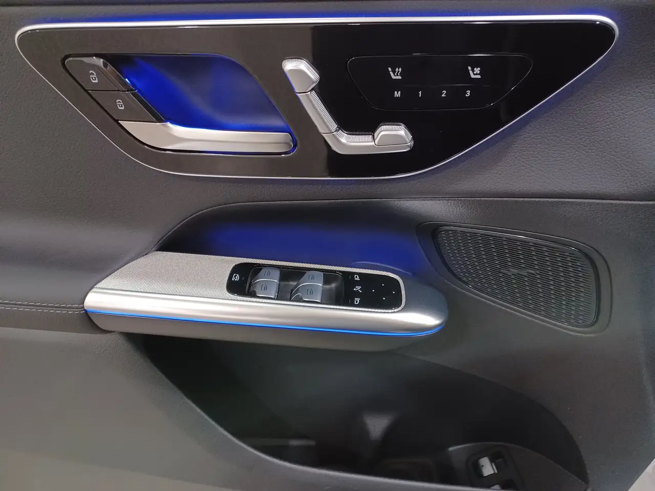 Mercedes-Benz GLC - Image 16
