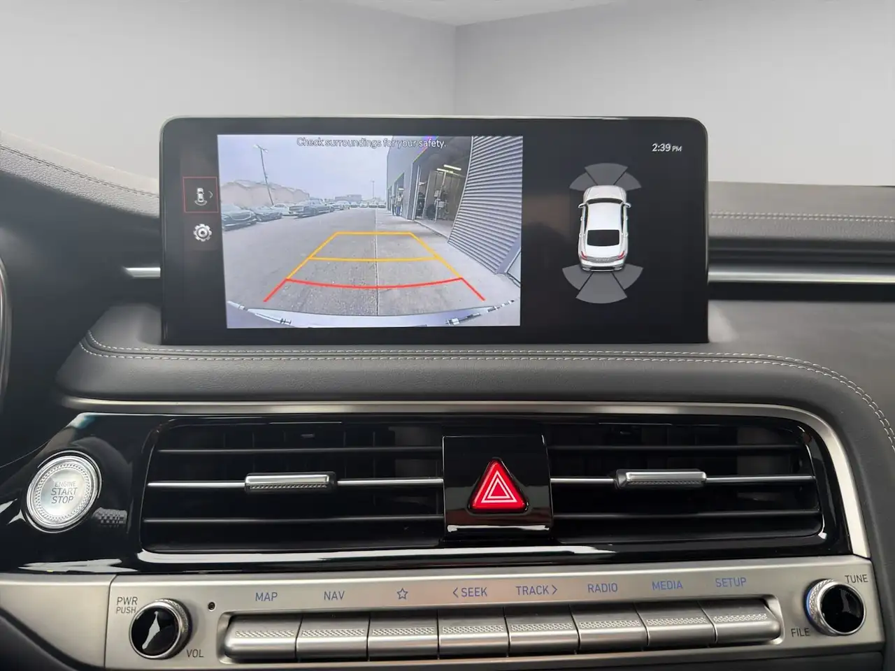 Genesis G70 - Image 19