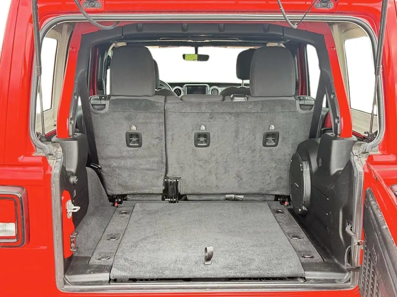Jeep Wrangler - Image 6