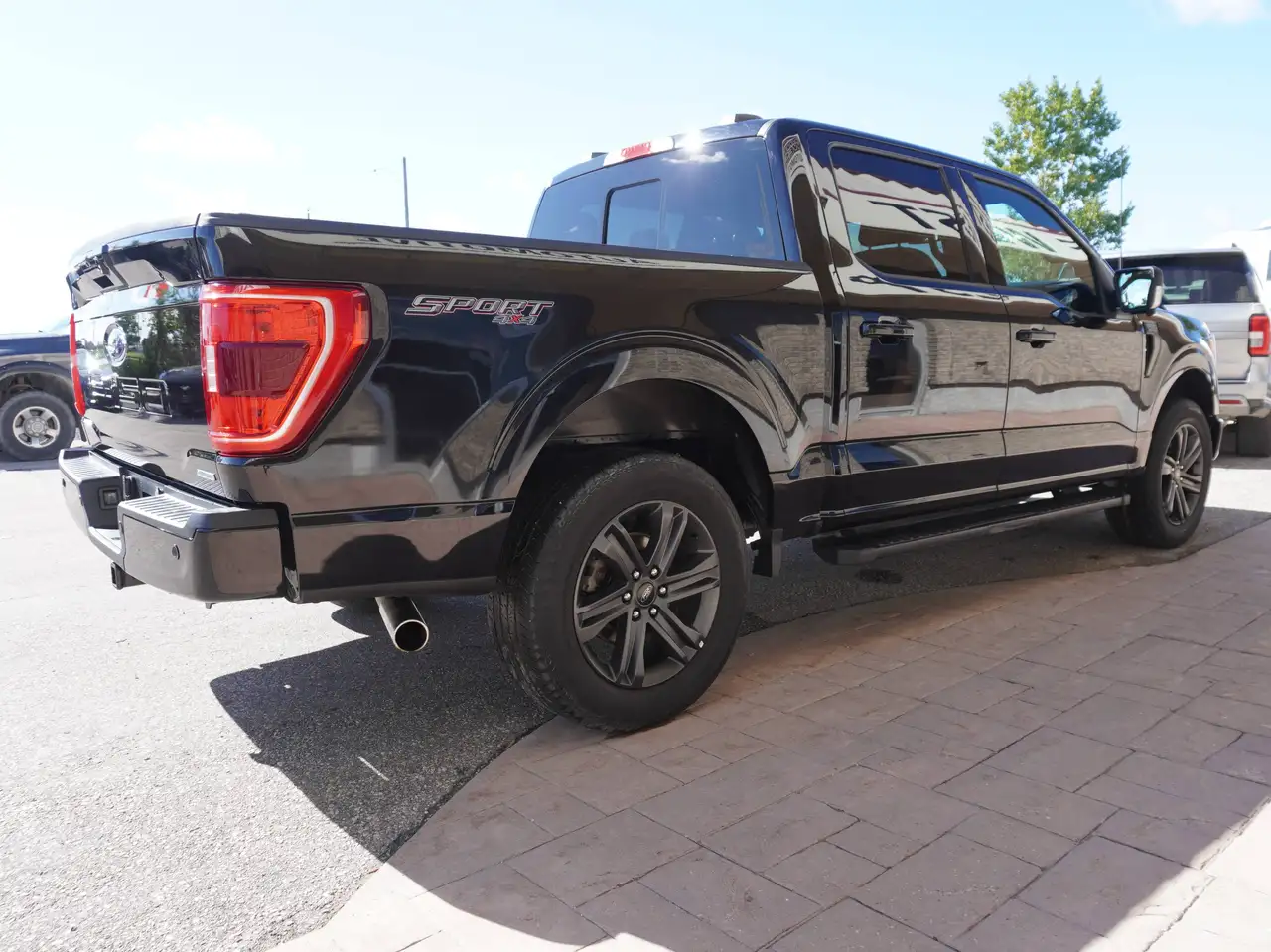 Ford F-150 - Image 8