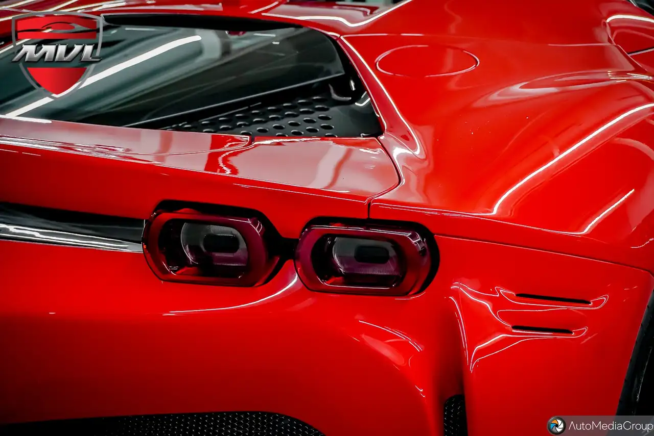 Ferrari SF90 Spider - Image 10