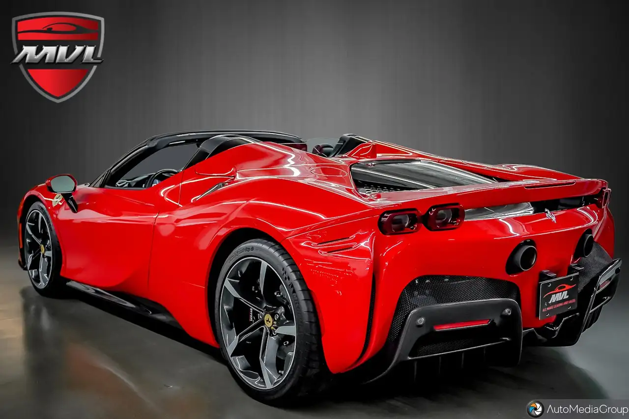 Ferrari SF90 Spider - Image 15