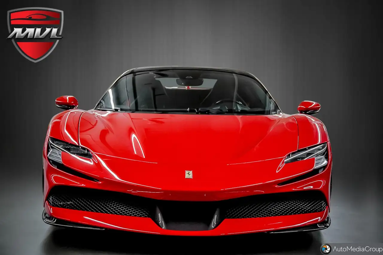 Ferrari SF90 Spider - Image 19