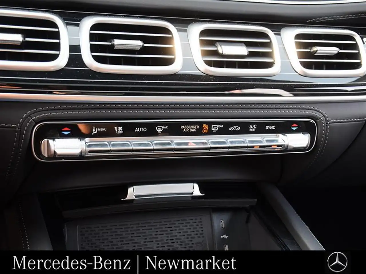 Mercedes-Benz GLE - Image 19