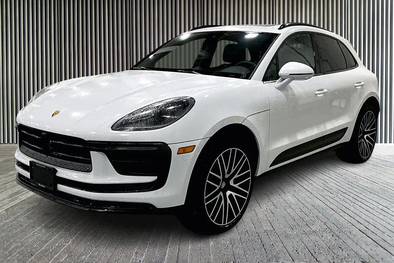 Porsche Macan - Image 1