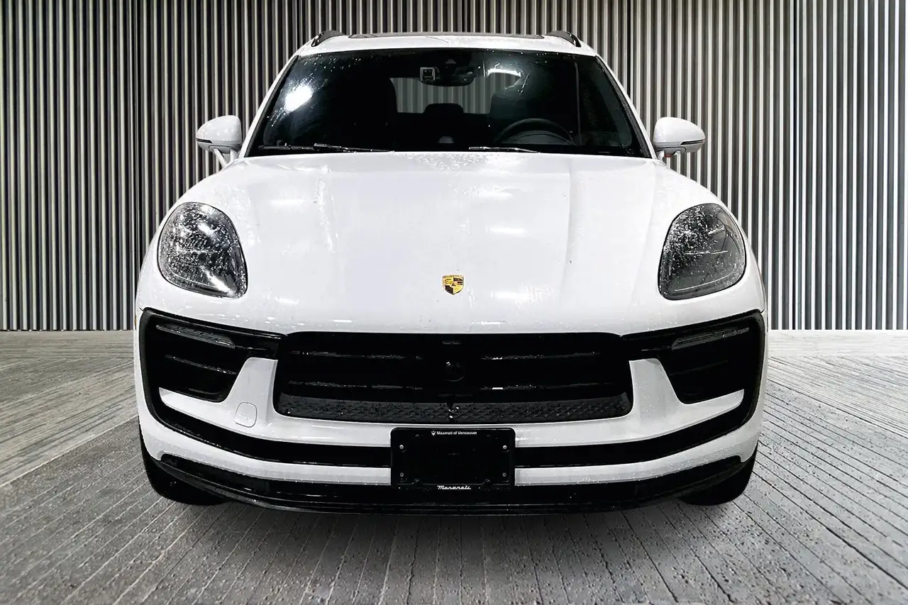 Porsche Macan - Image 2