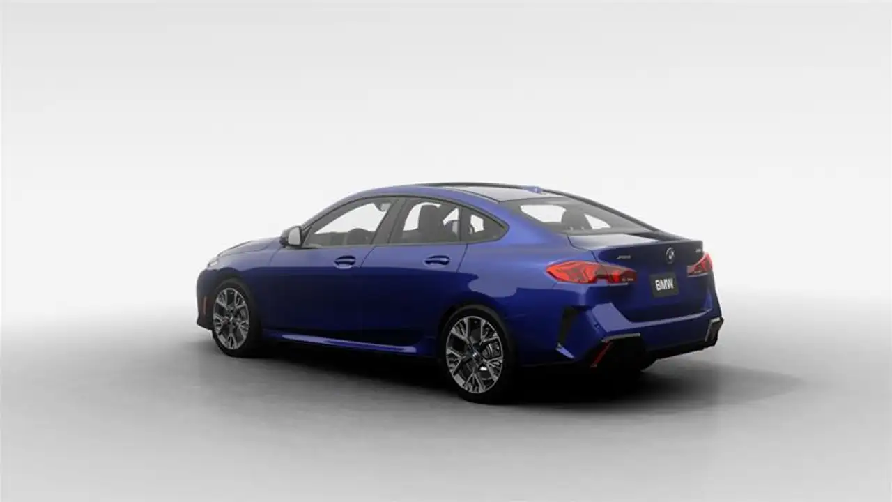 BMW 2 Series - Image 2