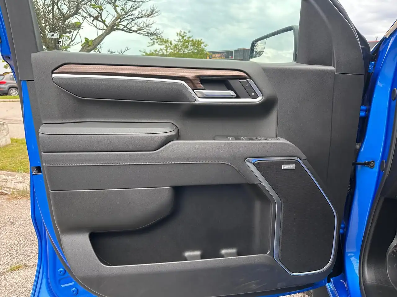 Chevrolet Silverado 1500 - Image 17