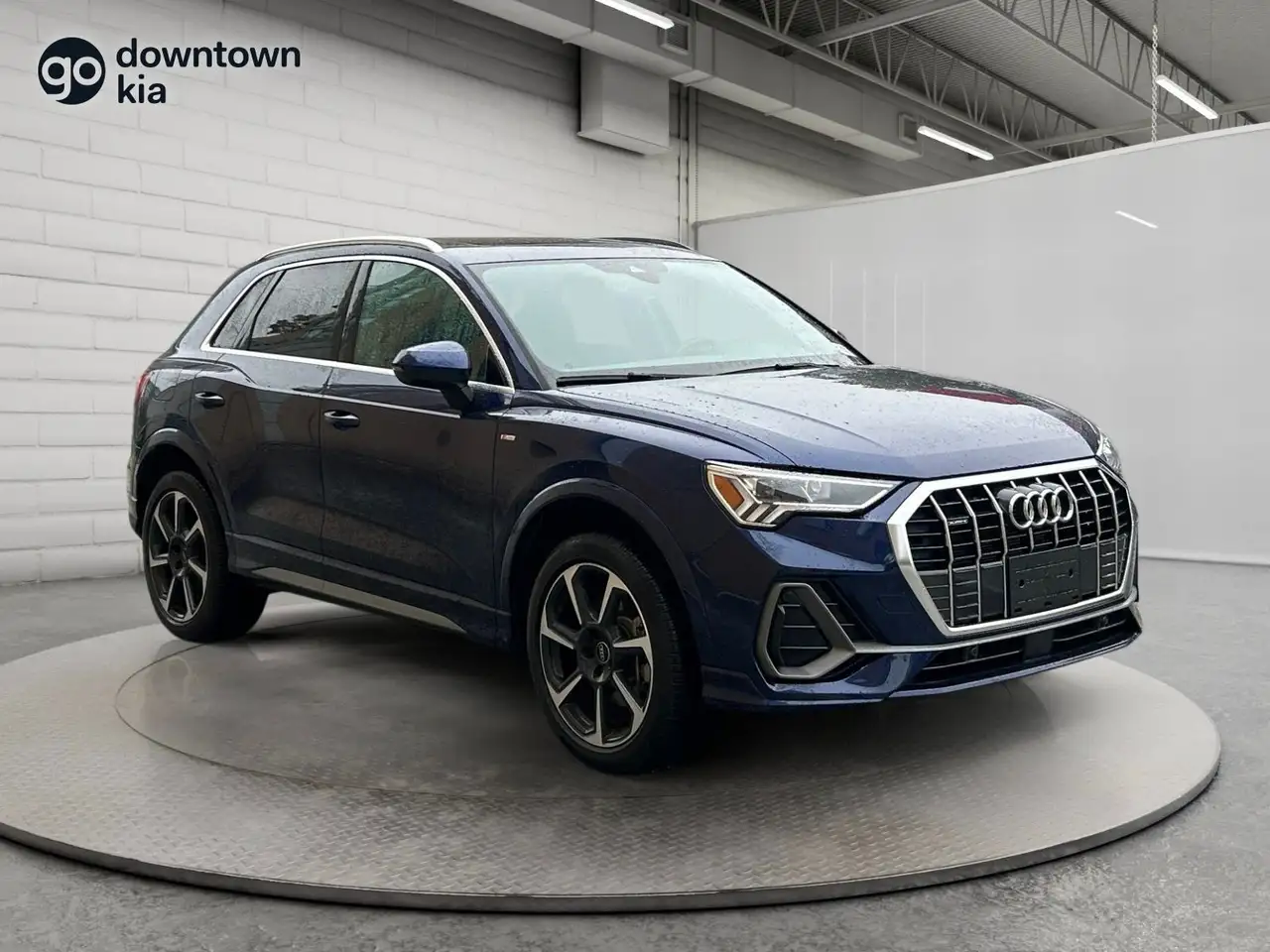 Audi Q3 - Image 7
