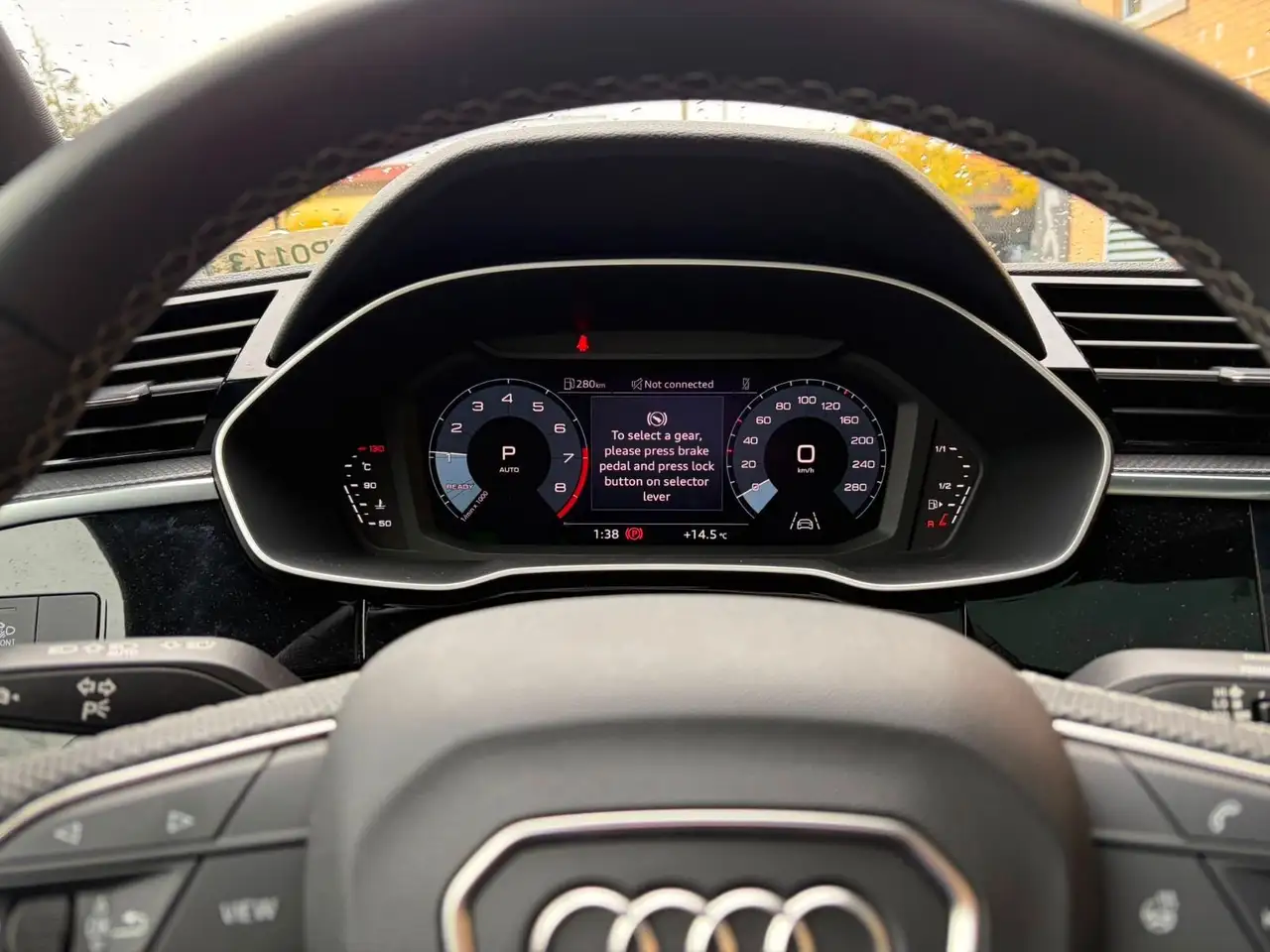Audi Q3 - Image 25