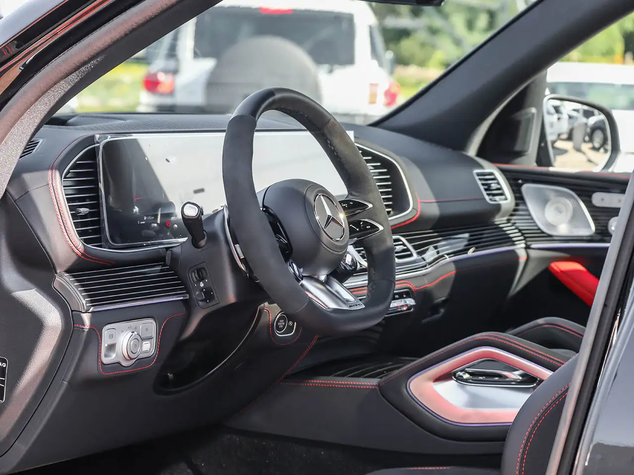 Mercedes-Benz GLE - Image 14