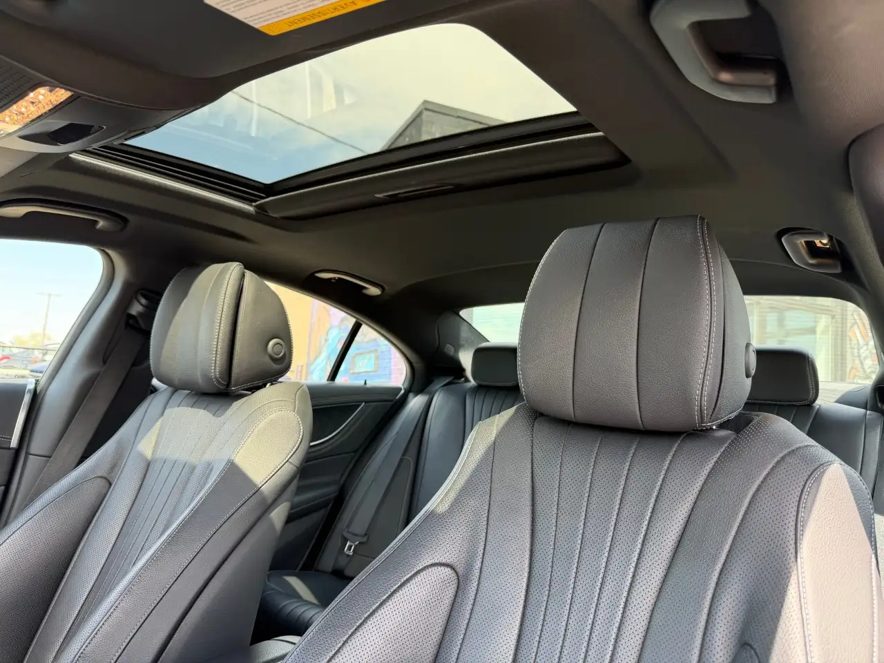 Mercedes-Benz CLS - Image 17