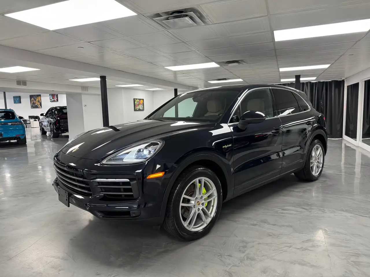 Porsche Cayenne - Image 1