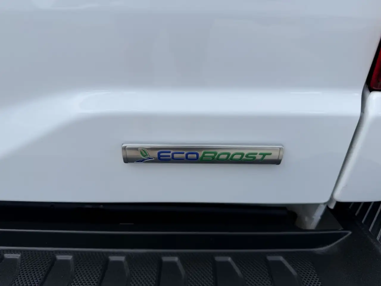 Ford F-150 - Image 11