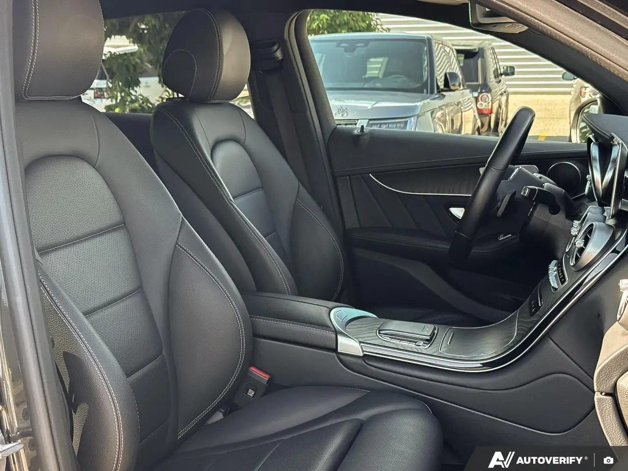 Mercedes-Benz GLC - Image 23