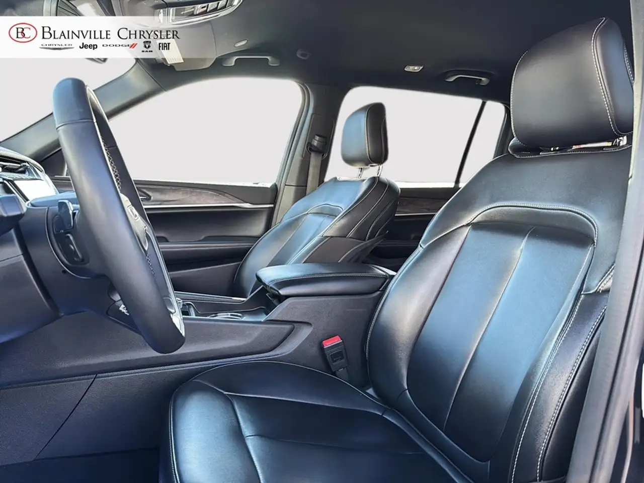 Jeep Grand Cherokee - Image 14