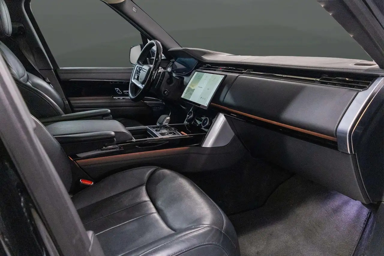 Land Rover Range Rover - Image 12