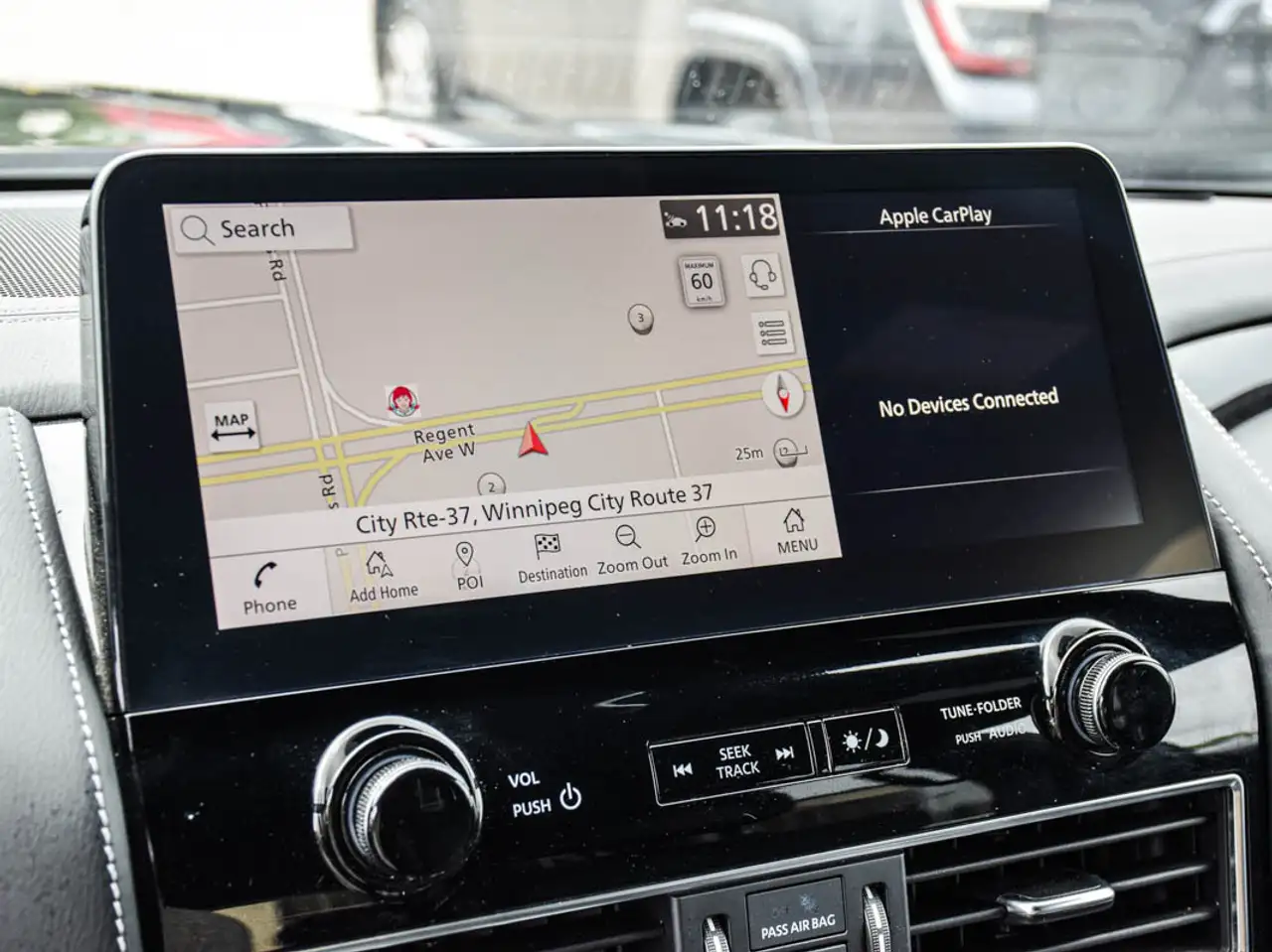 Infiniti QX80 - Image 24