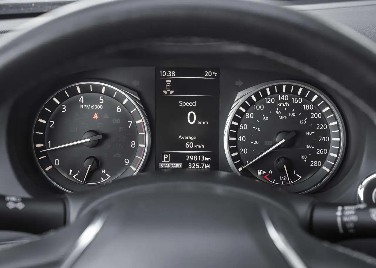 Infiniti Q50 - Image 21