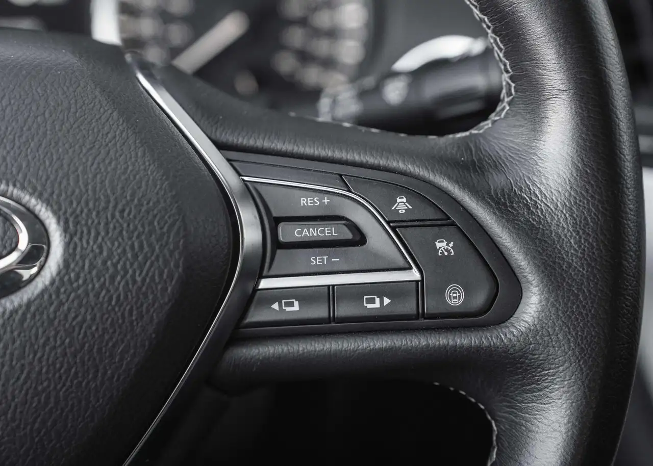 Infiniti Q50 - Image 19